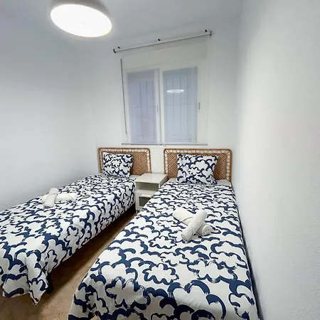Family In Playa De Carvajal, Apartment Benalmadena